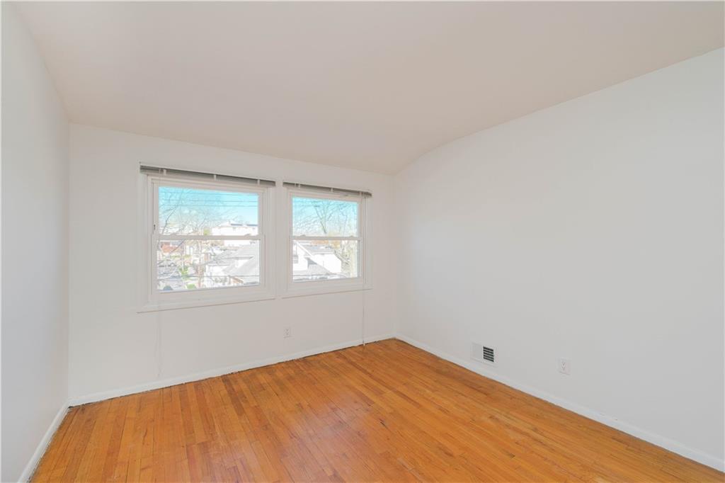 56 Whitaker Place Old Town Staten Island NY 10304