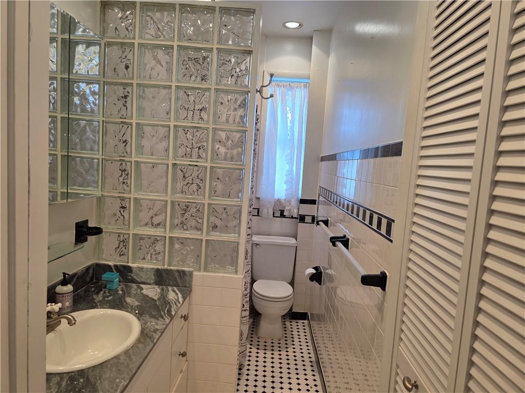 8701 Shore Road Bay Ridge Brooklyn NY 11209