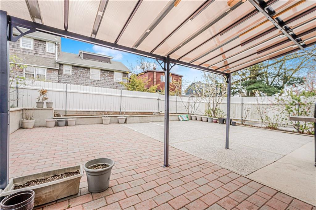 118 Van Cortlandt Avenue Sunnyside Staten Island NY 10301
