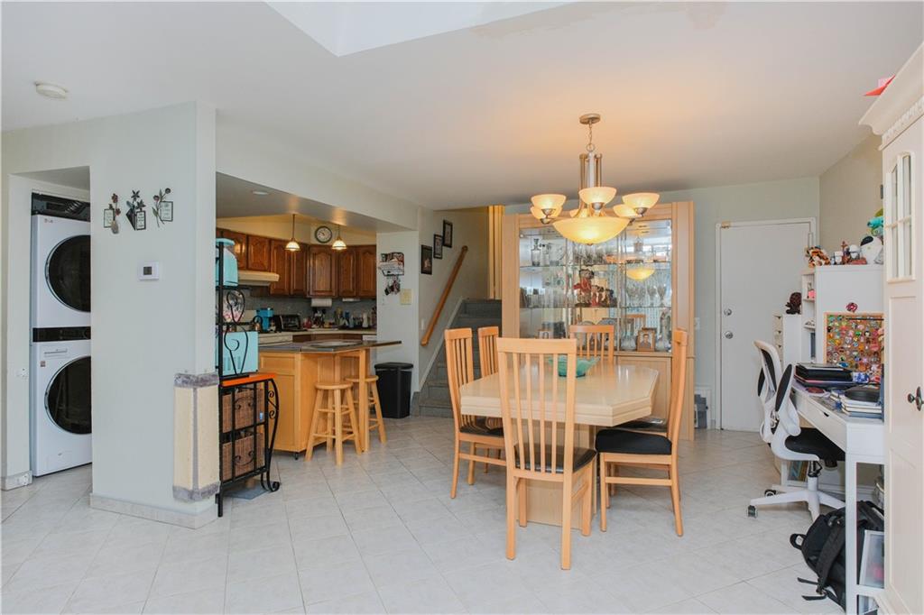 19 Lamped Loop Heartland Village Staten Island NY 10314
