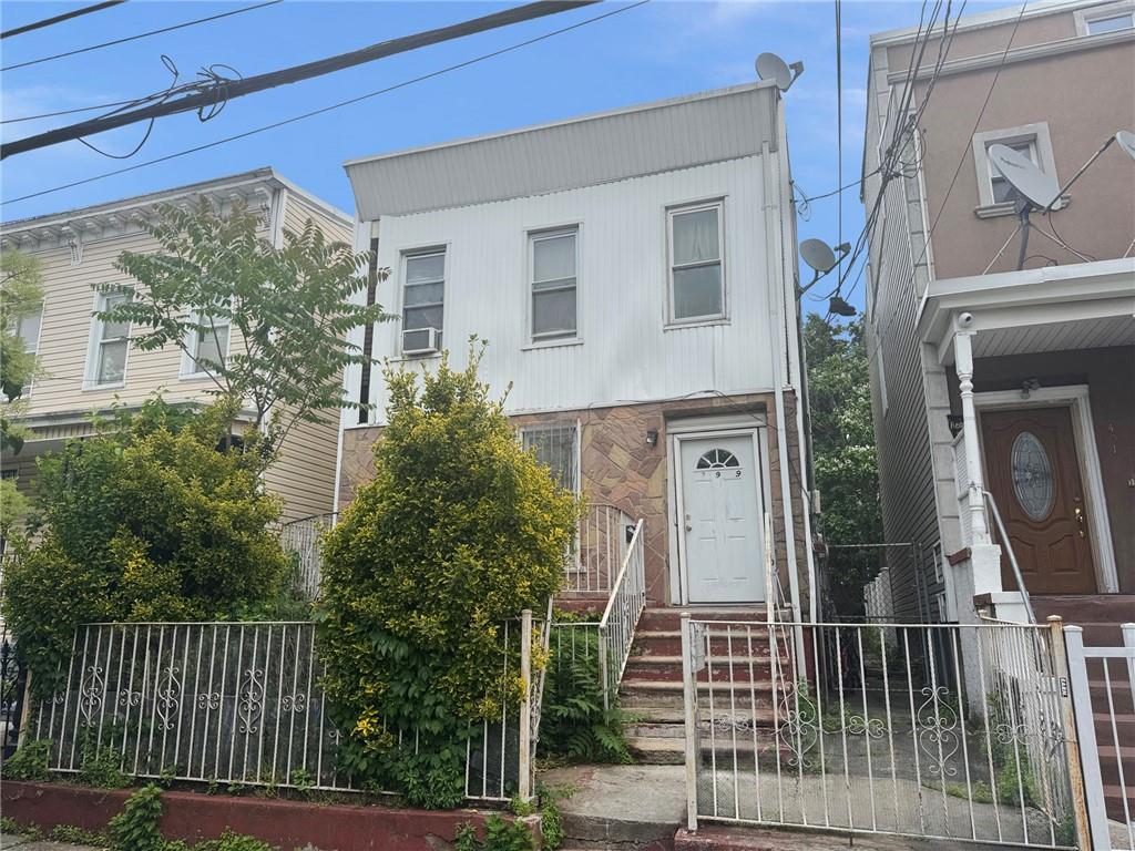 399 Warwick Street East New York Brooklyn NY 11207
