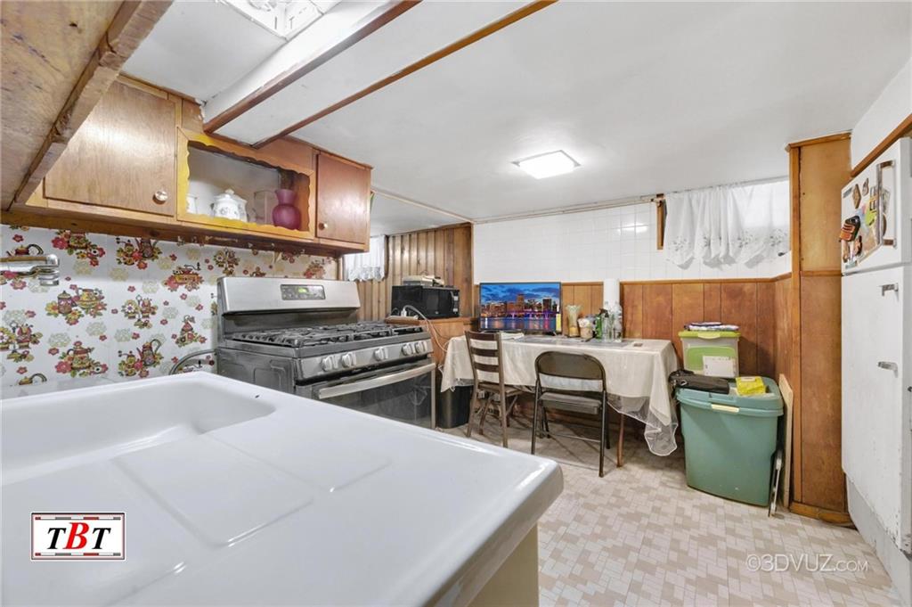 1378 East 93th Street Canarsie Brooklyn NY 11236