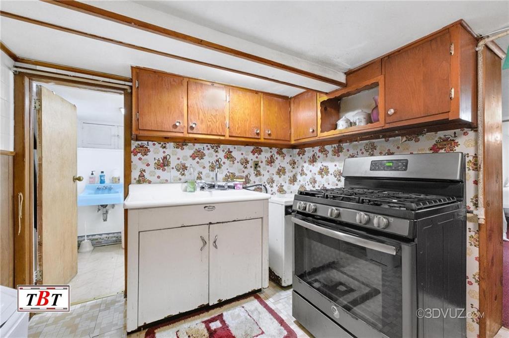 1378 East 93th Street Canarsie Brooklyn NY 11236