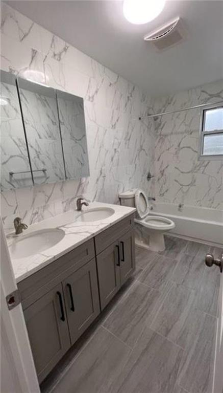 41 Buel Avenue Grant City Brooklyn NY 10304