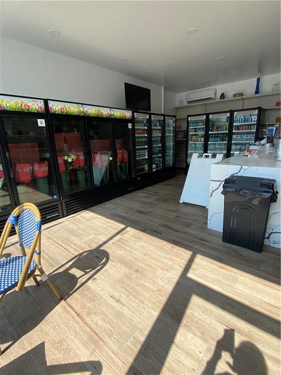91 West End Avenue Manhattan Beach Brooklyn NY 11235