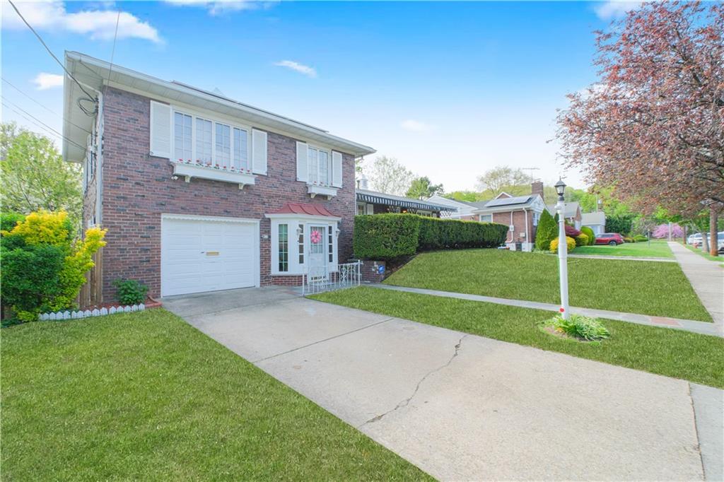 28 Devon Place Randall Manor Staten Island NY 10301