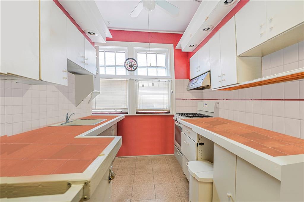 2553 East 22nd Street Sheepshead Bay Brooklyn NY 11235