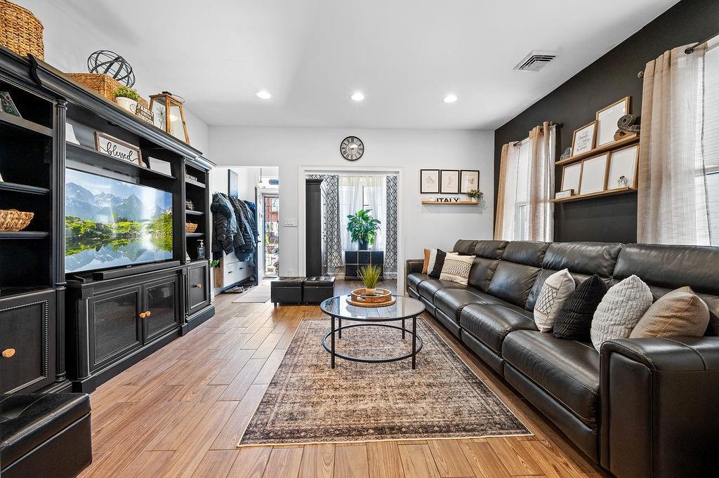 1142 Bay Ridge Parkway Dyker Heights Brooklyn NY 11228