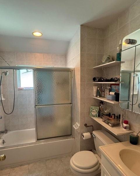 87 Steuben Street Concord Staten Island NY 10304