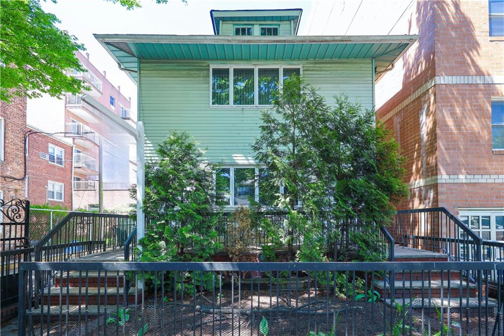 1464 West 5th Street Bensonhurst Brooklyn NY 11204