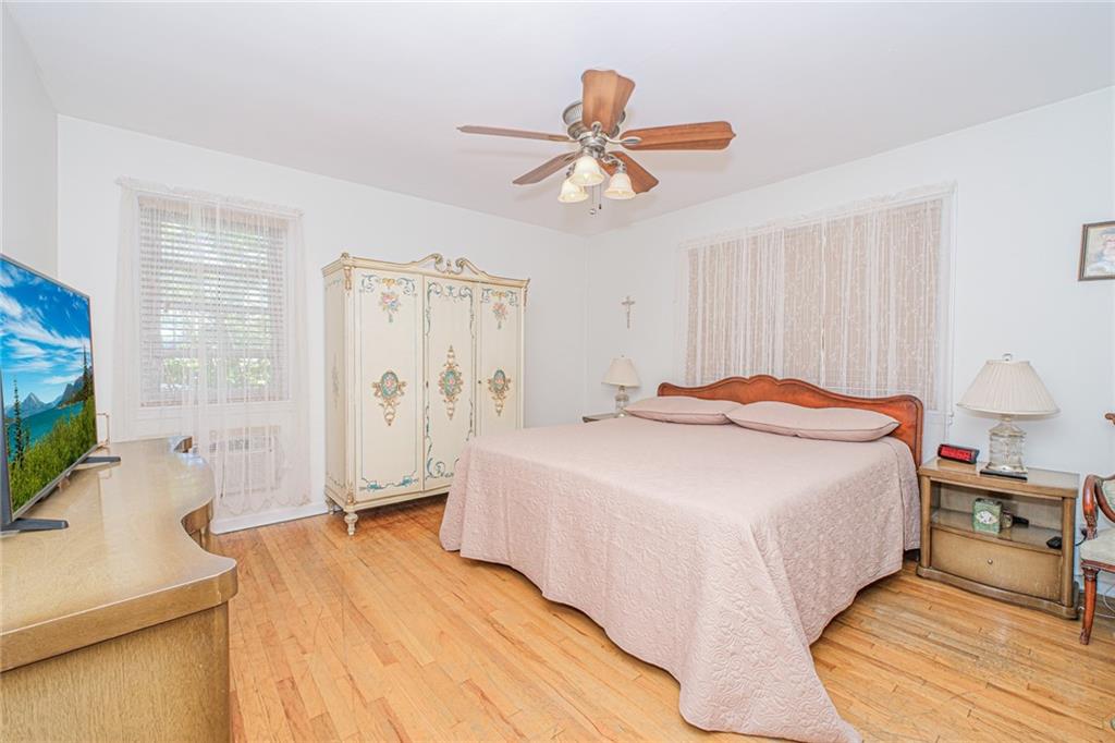 1960 Stillwell Avenue Bensonhurst Brooklyn NY 11223