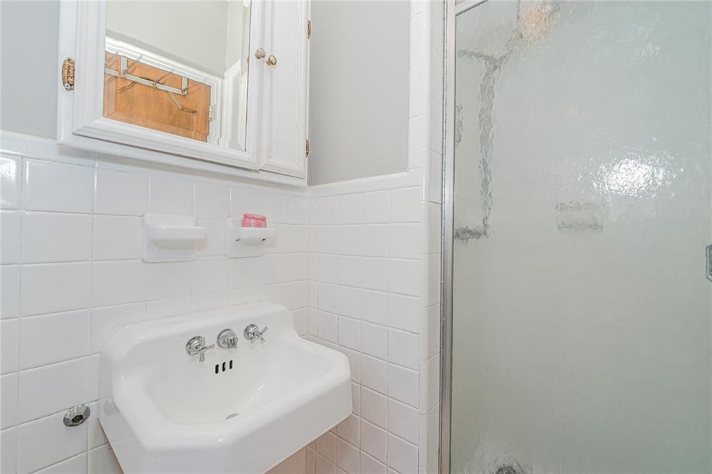 1960 Stillwell Avenue Bensonhurst Brooklyn NY 11223