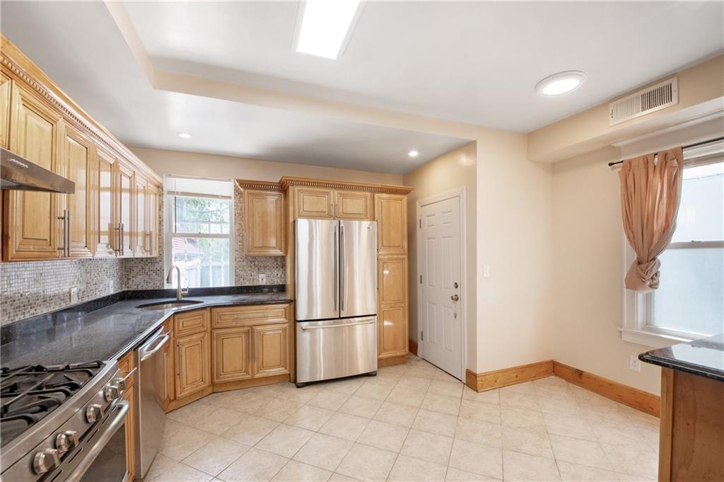 394 Linden Boulevard East Flatbush Brooklyn NY 11203