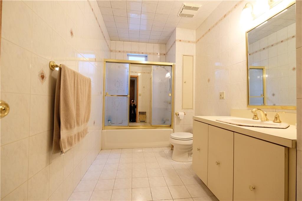 8666 24th Avenue Bensonhurst Brooklyn NY 11214