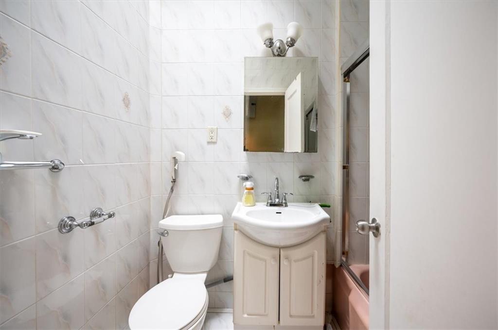 2154 60th Street Borough Park Brooklyn NY 11204