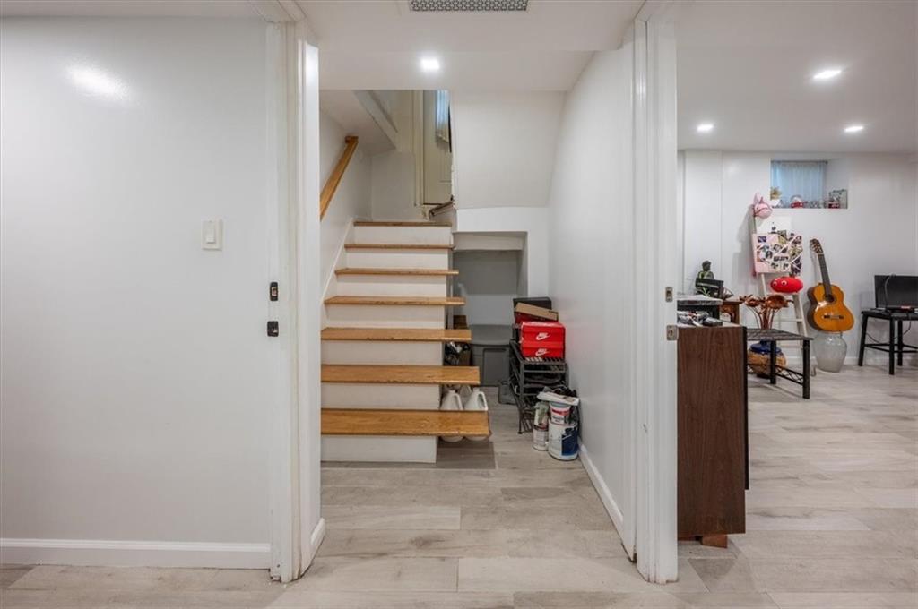 2154 60th Street Borough Park Brooklyn NY 11204