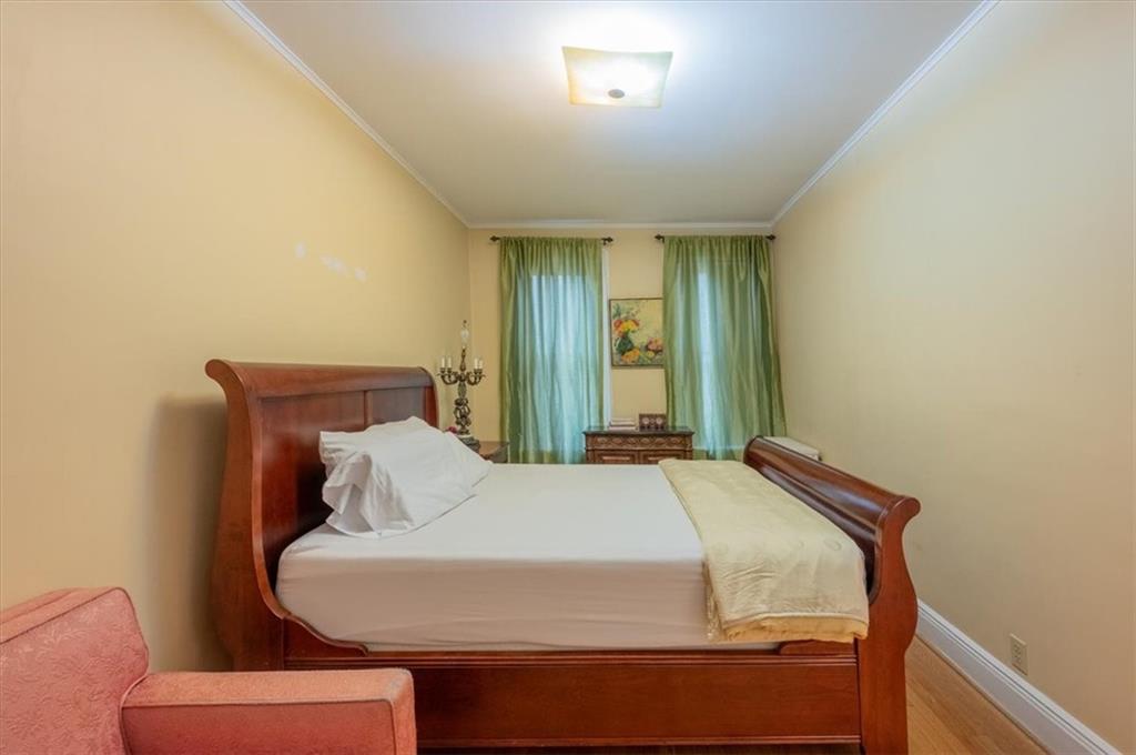 2154 60th Street Borough Park Brooklyn NY 11204