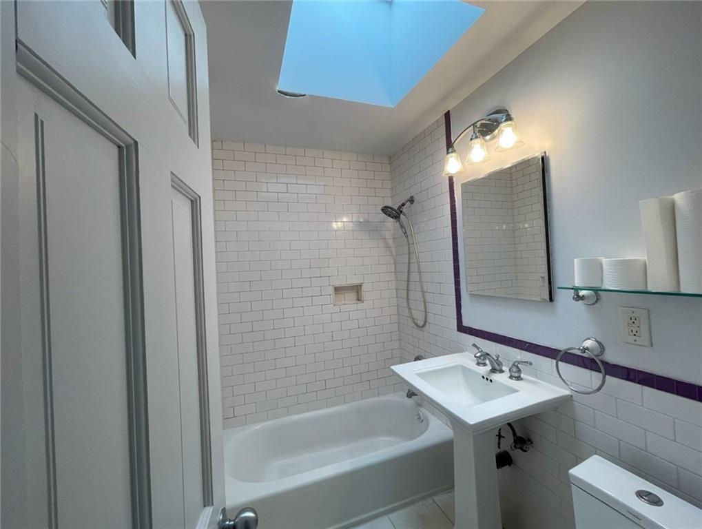 1927 East 28th Street Madison Brooklyn NY 11229
