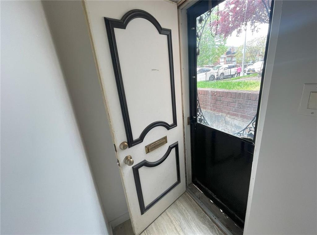 1927 East 28th Street Madison Brooklyn NY 11229