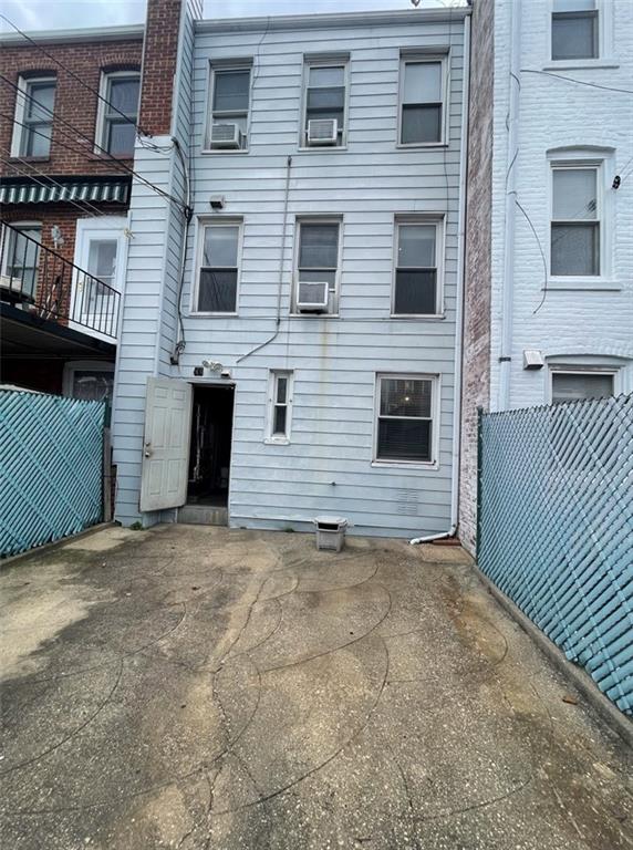 1927 East 28th Street Madison Brooklyn NY 11229