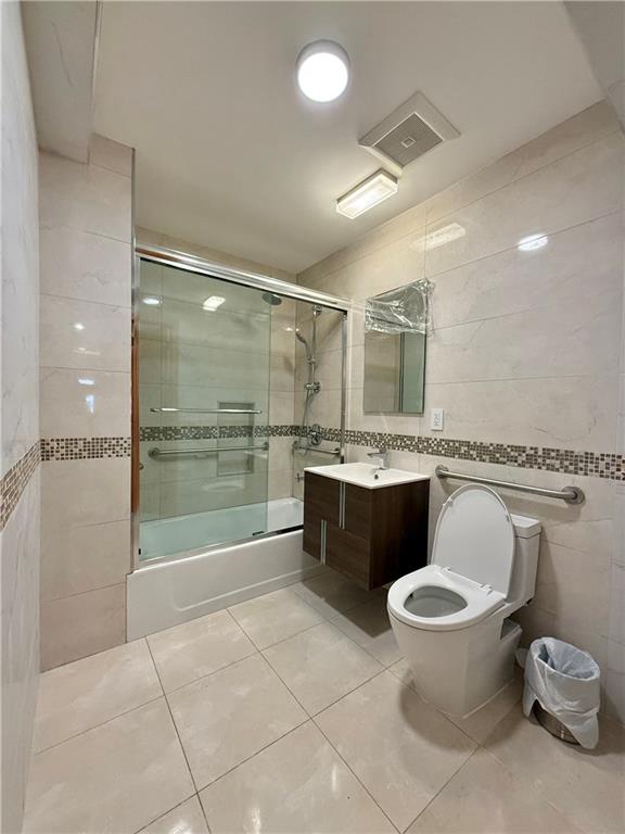 143 Bay 31st Street Bensonhurst Brooklyn NY 11214