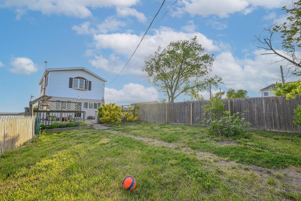 331 Cross Bay Boulevard Broad Channel Broad Channel NY 00000
