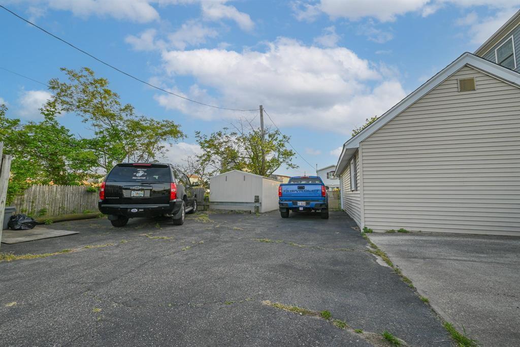 331 Cross Bay Boulevard Broad Channel Broad Channel NY 00000