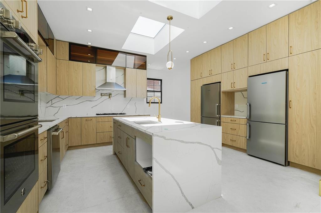 728 Avenue P Midwood Brooklyn NY 11223
