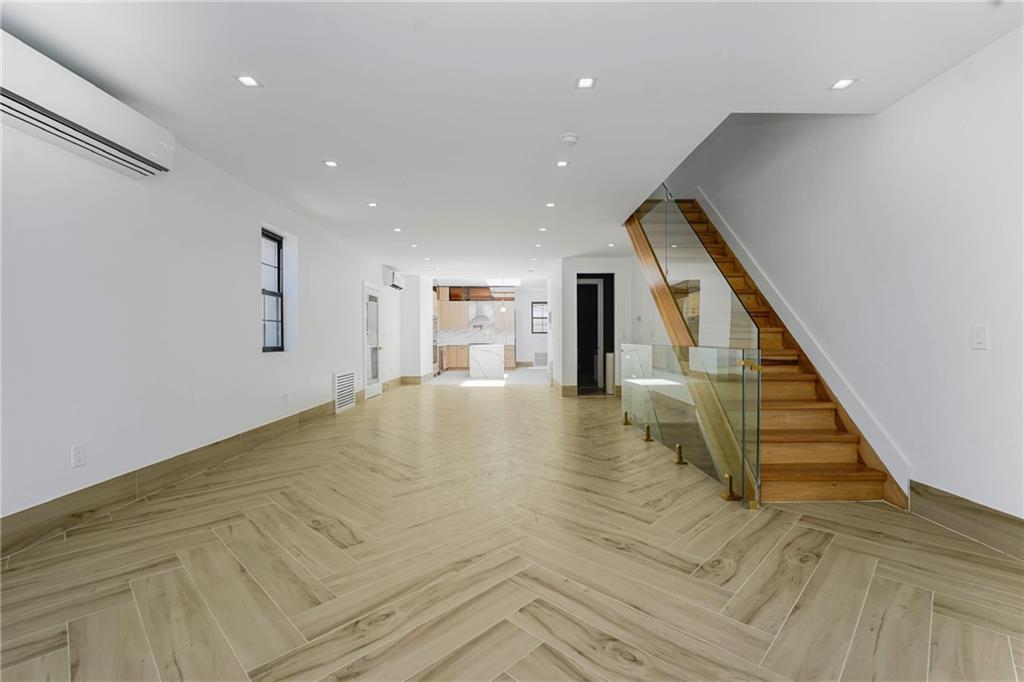 728 Avenue P Midwood Brooklyn NY 11223