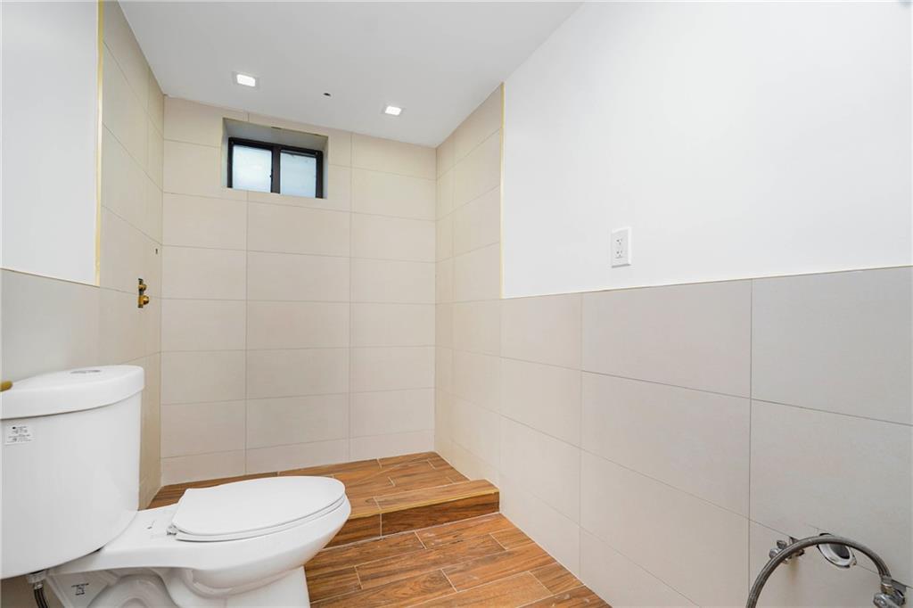 728 Avenue P Midwood Brooklyn NY 11223
