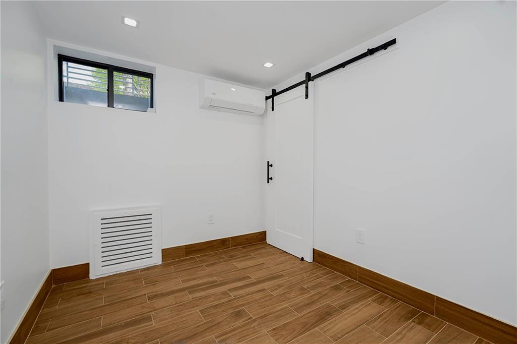 728 Avenue P Midwood Brooklyn NY 11223