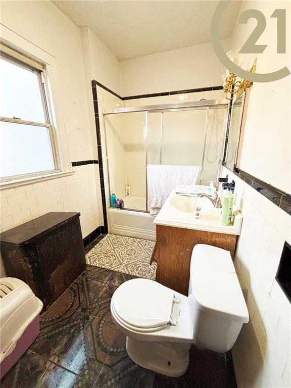 1817 East 15th Street Homecrest Brooklyn NY 11229