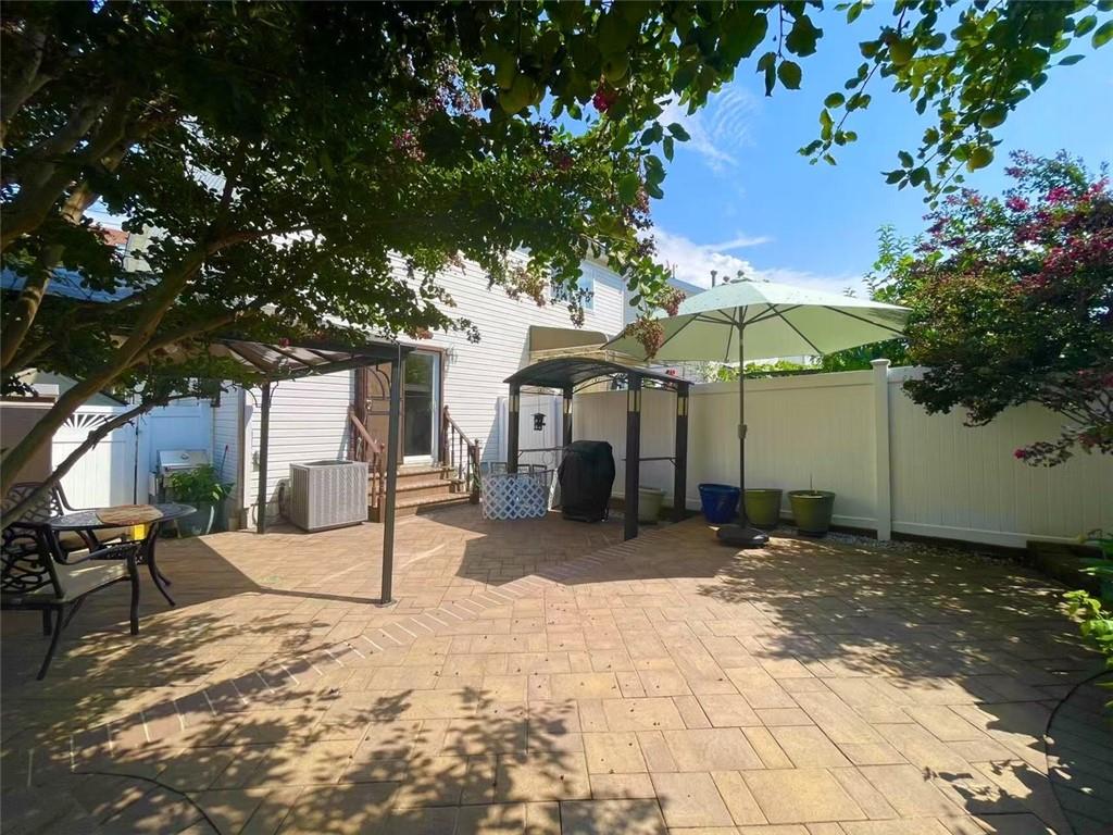 208 Osgood Avenue Park Hill Staten Island NY 10304