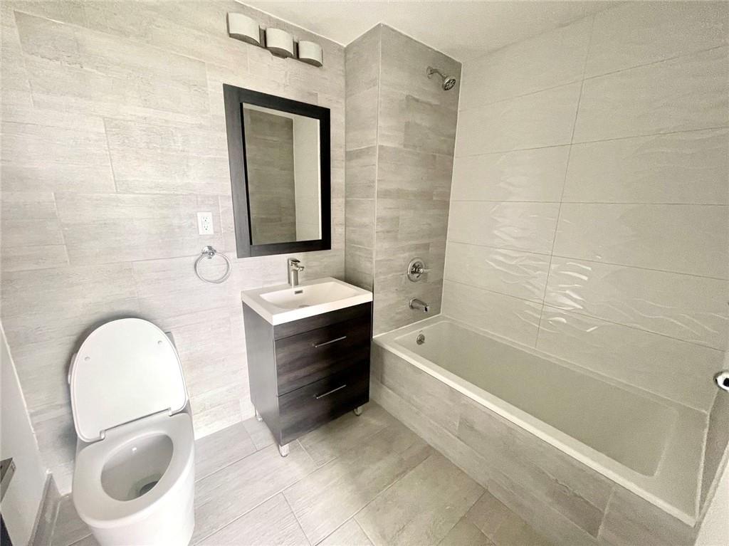70-09 45th Avenue Woodside Woodside NY 11377