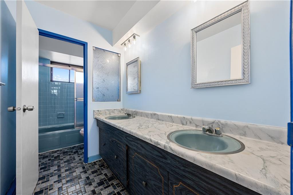 2109 Canarsie Road Canarsie Brooklyn NY 11236