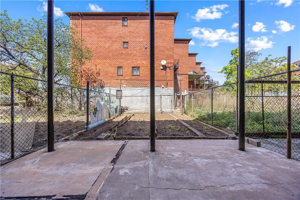 2109 Canarsie Road Canarsie Brooklyn NY 11236