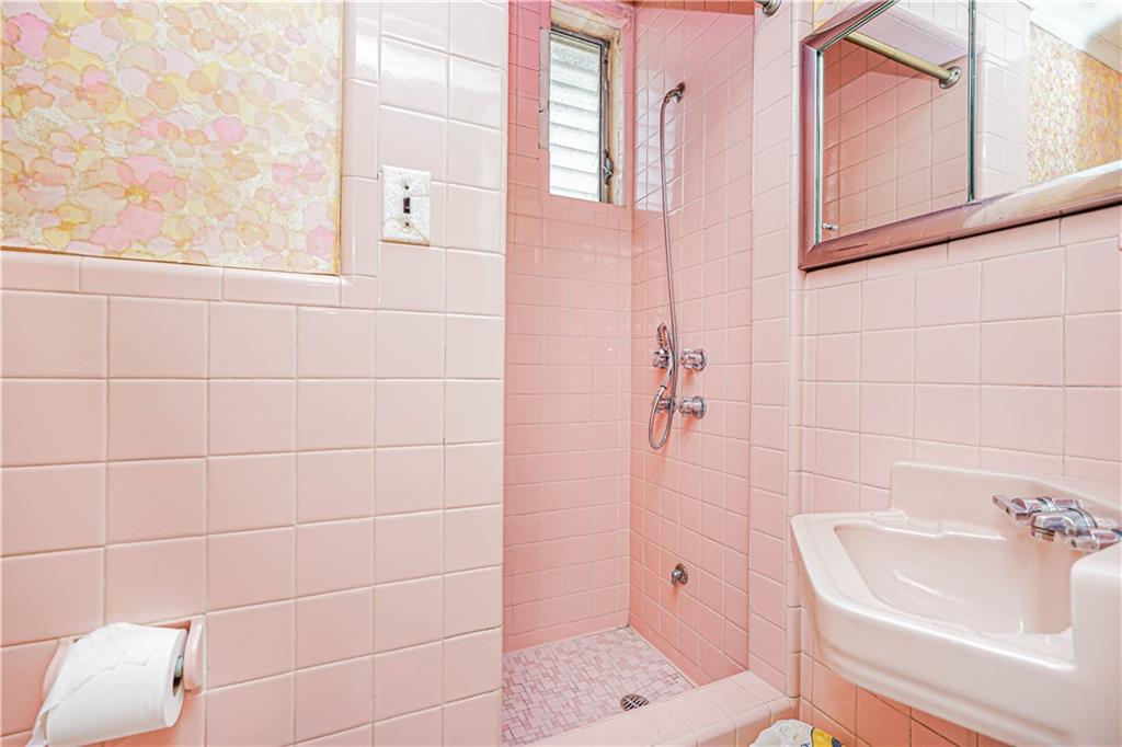 8116 11th Avenue Dyker Heights Brooklyn NY 11228