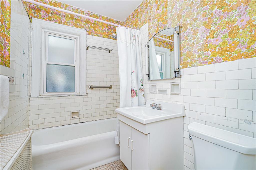8116 11th Avenue Dyker Heights Brooklyn NY 11228