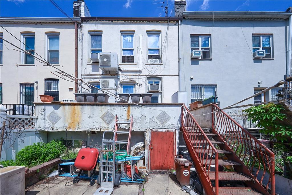 1068 71st Street Dyker Heights Brooklyn NY 11228