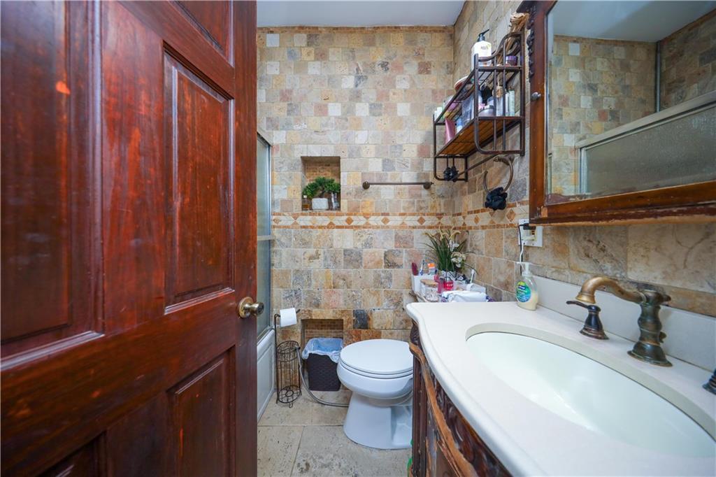 1068 71st Street Dyker Heights Brooklyn NY 11228