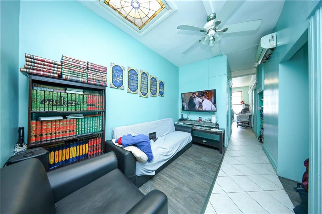1068 71st Street Dyker Heights Brooklyn NY 11228
