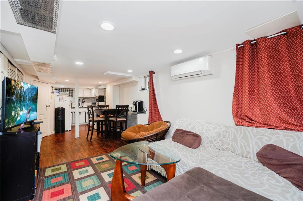 286 Bay 10th Street Bath Beach Brooklyn NY 11228