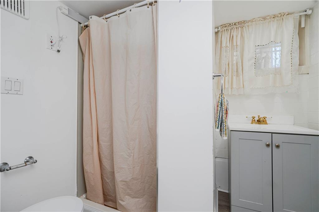 286 Bay 10th Street Bath Beach Brooklyn NY 11228