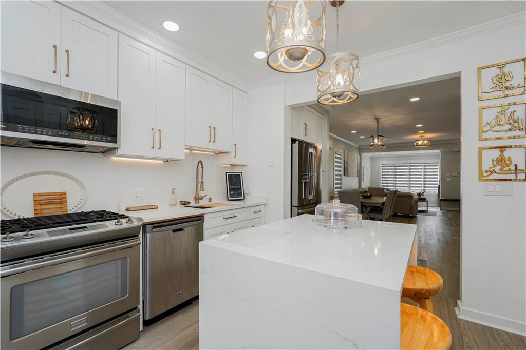 286 Bay 10th Street Bath Beach Brooklyn NY 11228