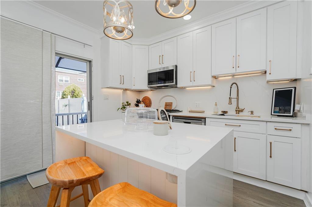 286 Bay 10th Street Bath Beach Brooklyn NY 11228