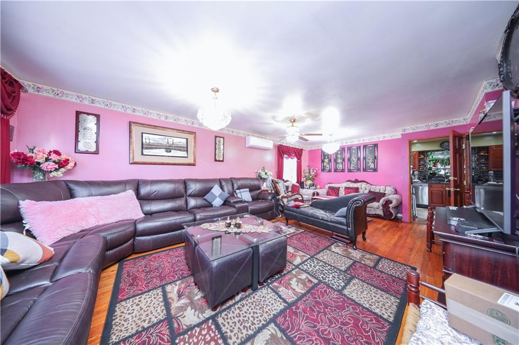 18 Downey Place Mariner's Harbor Staten Island NY 10303