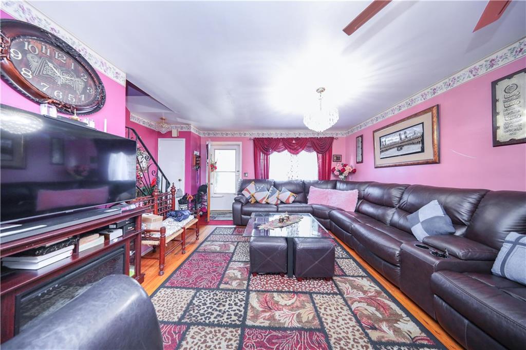 18 Downey Place Mariner's Harbor Staten Island NY 10303