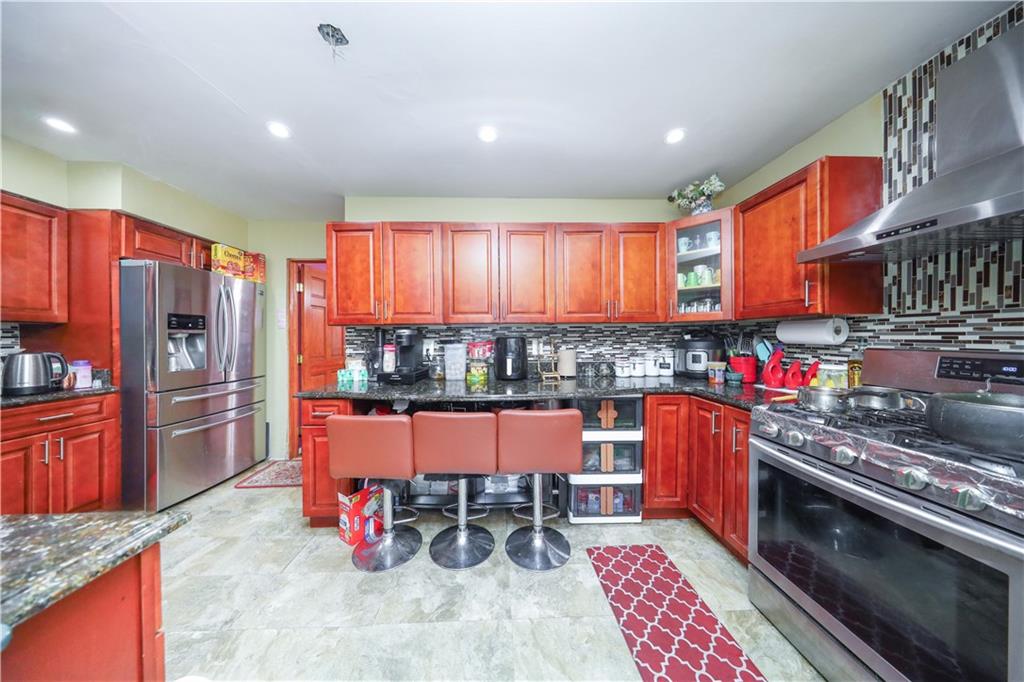 18 Downey Place Mariner's Harbor Staten Island NY 10303