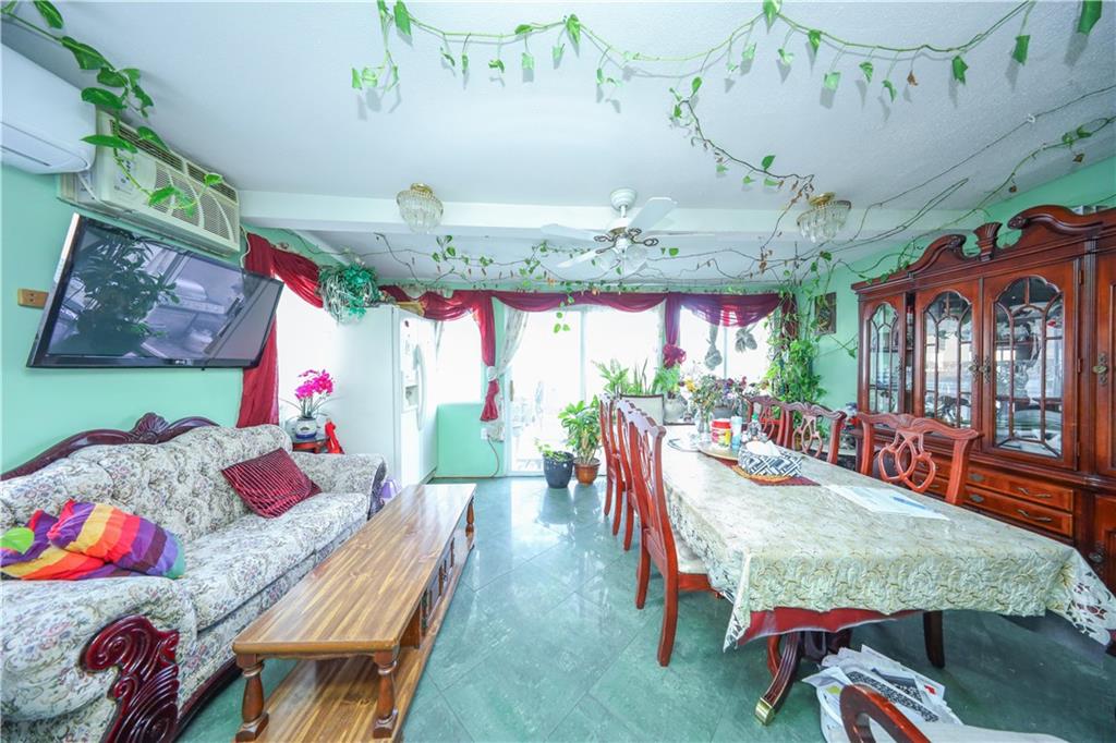18 Downey Place Mariner's Harbor Staten Island NY 10303