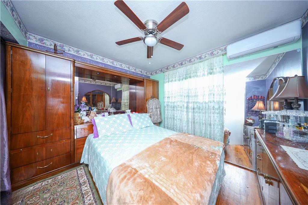 18 Downey Place Mariner's Harbor Staten Island NY 10303
